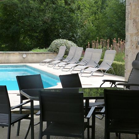 Gite Avec Piscine Proche De St Cirq Lapopie Berganty ภายนอก รูปภาพ