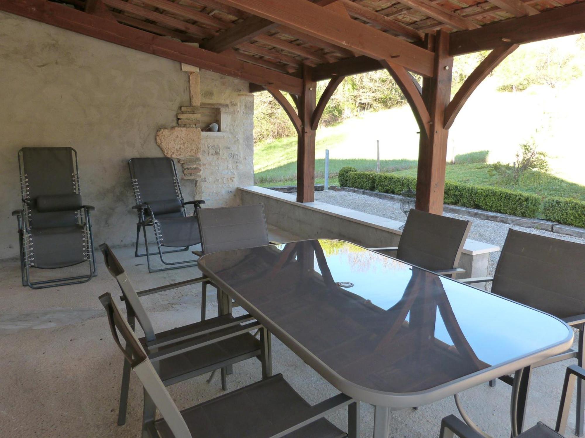 Gite Avec Piscine Proche De St Cirq Lapopie Berganty ภายนอก รูปภาพ