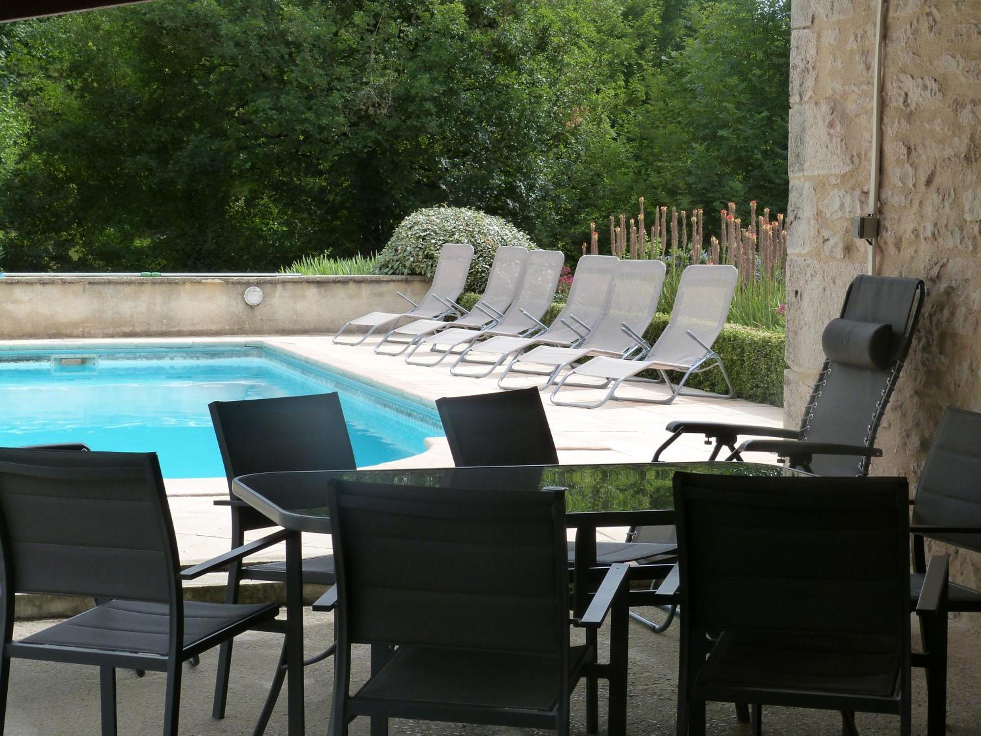 Gite Avec Piscine Proche De St Cirq Lapopie Berganty ภายนอก รูปภาพ